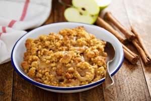 Apple Crisp (Easy Family Recipe with Crispy Topping)