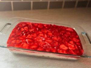 Easy Strawberry Pretzel Salad with Buttery Crust